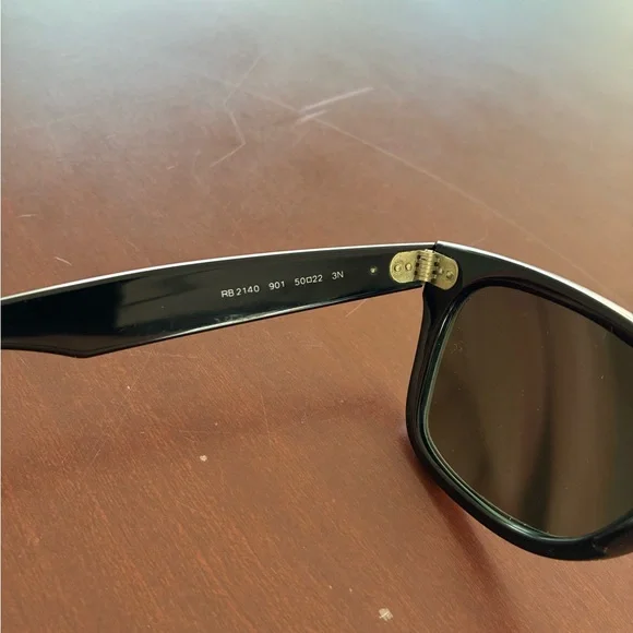 Ray-Ban Classic Black Sunglasses made in Italy - Picture 4 of 13